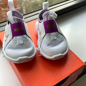 Baby Nike Flex Runner 2